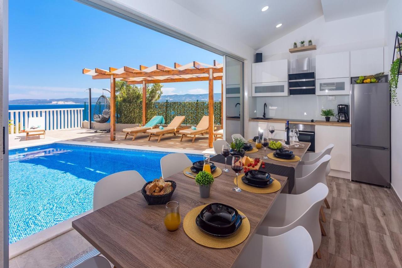 Villa Matan - Only 200M From The Sandy Beaches, Private 28M2 Pool Omiš Exterior foto